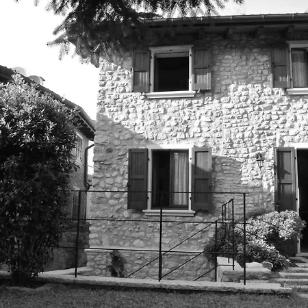 Hébergement de vacances Rustico Sul Lago Di Garda - Le Ortensie Assenza di Brenzone